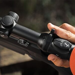 Luneta vanatoare goana Swarovski Z8i 0,75-6x20 prindere inel reticul D-I